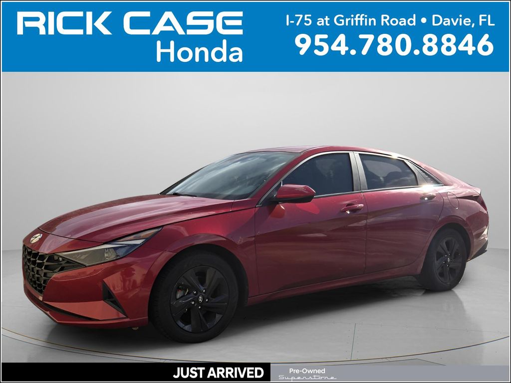 2023 Hyundai Elantra 1.6 HEV Blue's photo