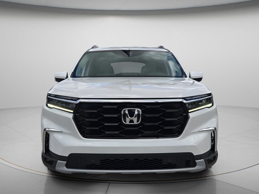 2025 Honda Pilot Touring - Photo 5