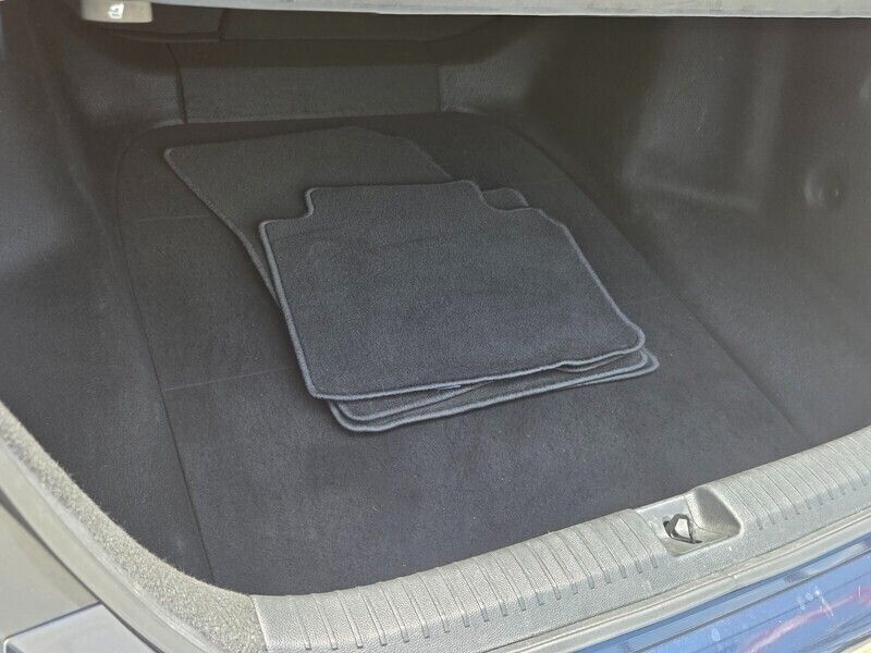 2025 Honda Accord SE - Photo 13