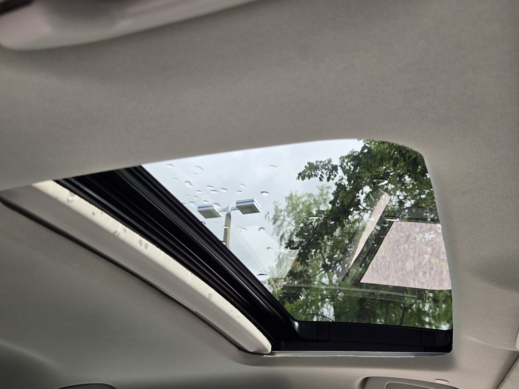 2024 Honda Accord EX - Photo 17