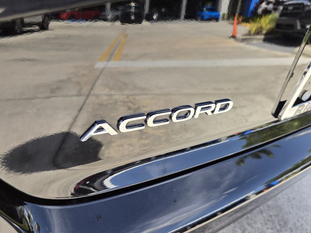 2025 Honda Accord Hybrid Sport - Photo 14