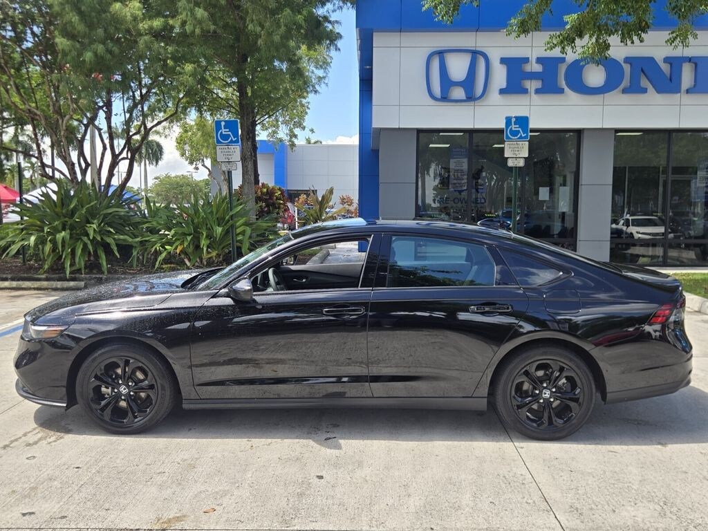 Used 2025 Honda Accord SE Sedan