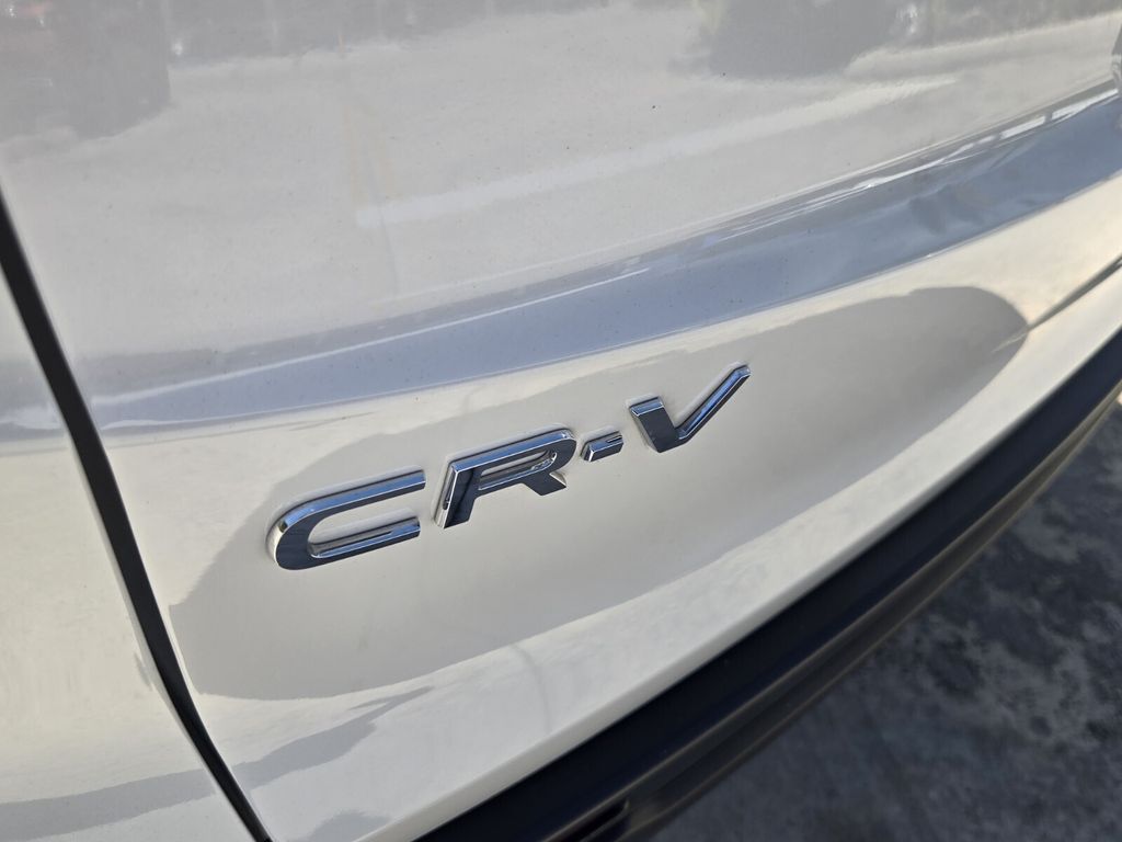 2025 Honda CR-V LX - Photo 13