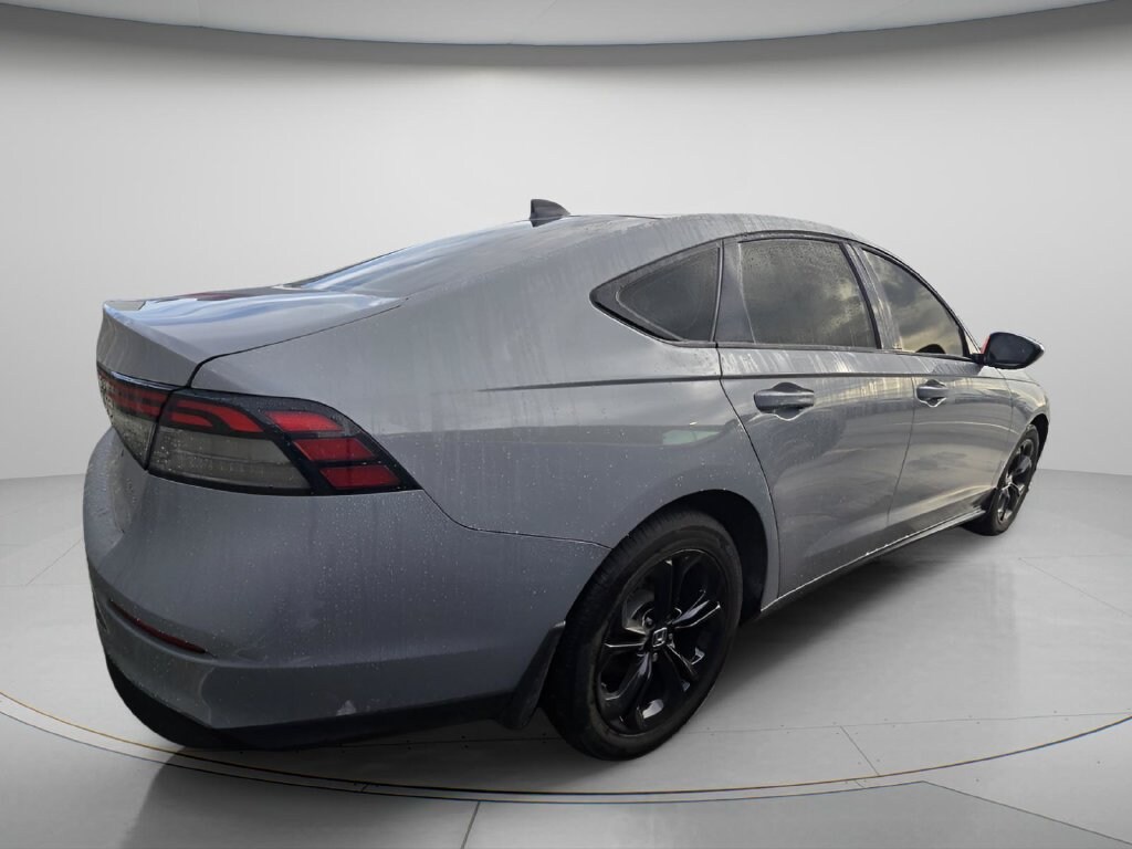 Used 2025 Honda Accord SE Sedan