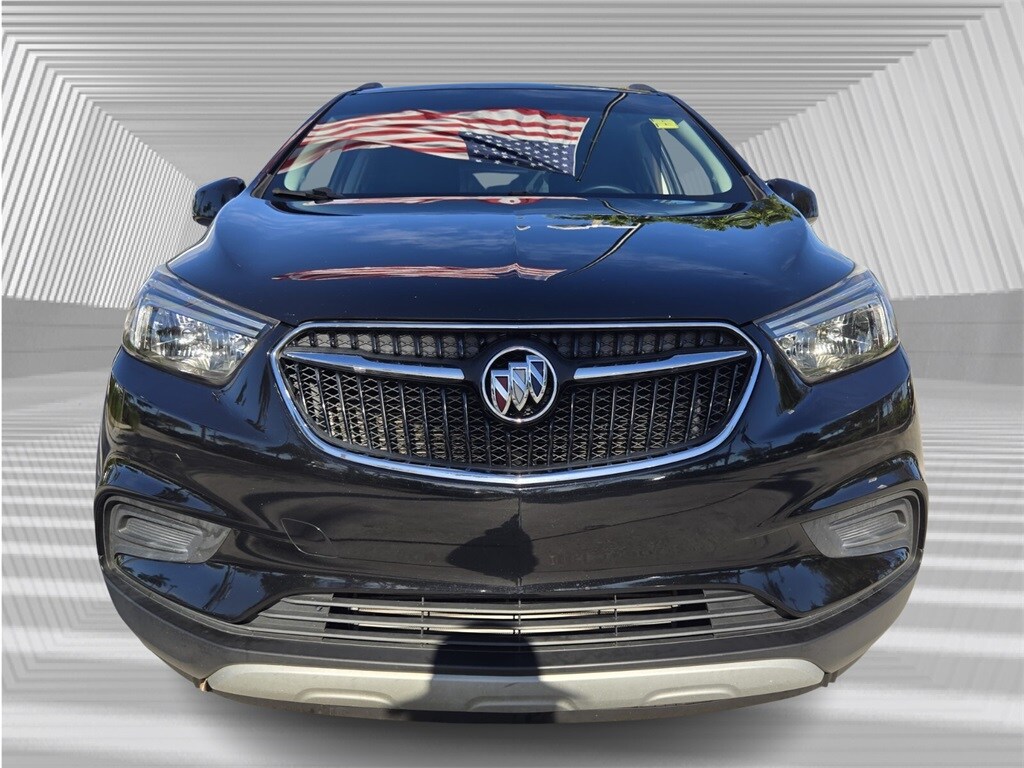 2020 Buick Encore Preferred photo 2