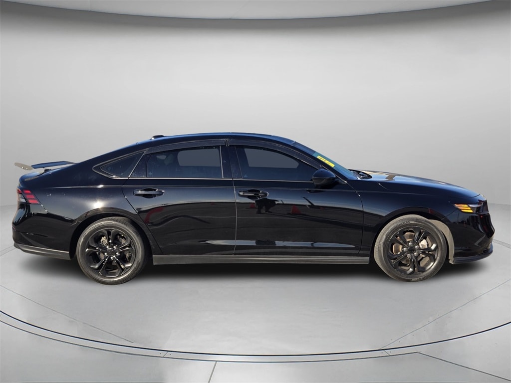Used 2025 Honda Accord SE Sedan