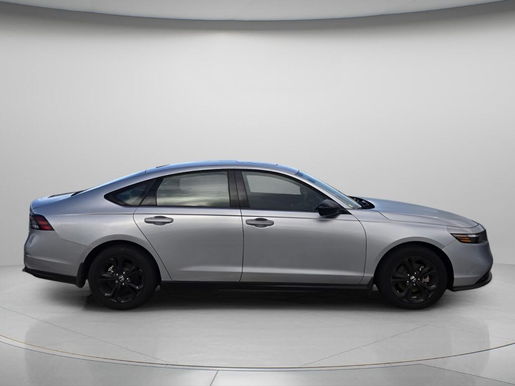 Used 2025 Honda Accord SE Sedan