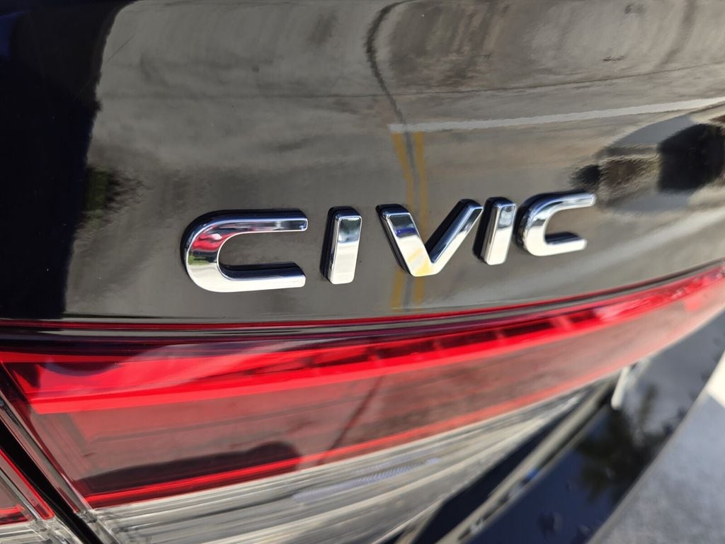 2024 Honda Civic EX - Photo 13