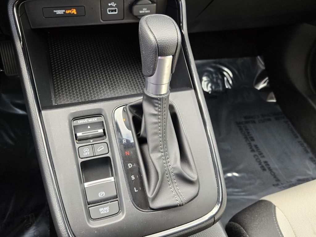 2025 Honda CR-V LX - Photo 19
