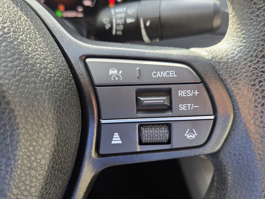 2025 Honda Accord SE - Photo 25