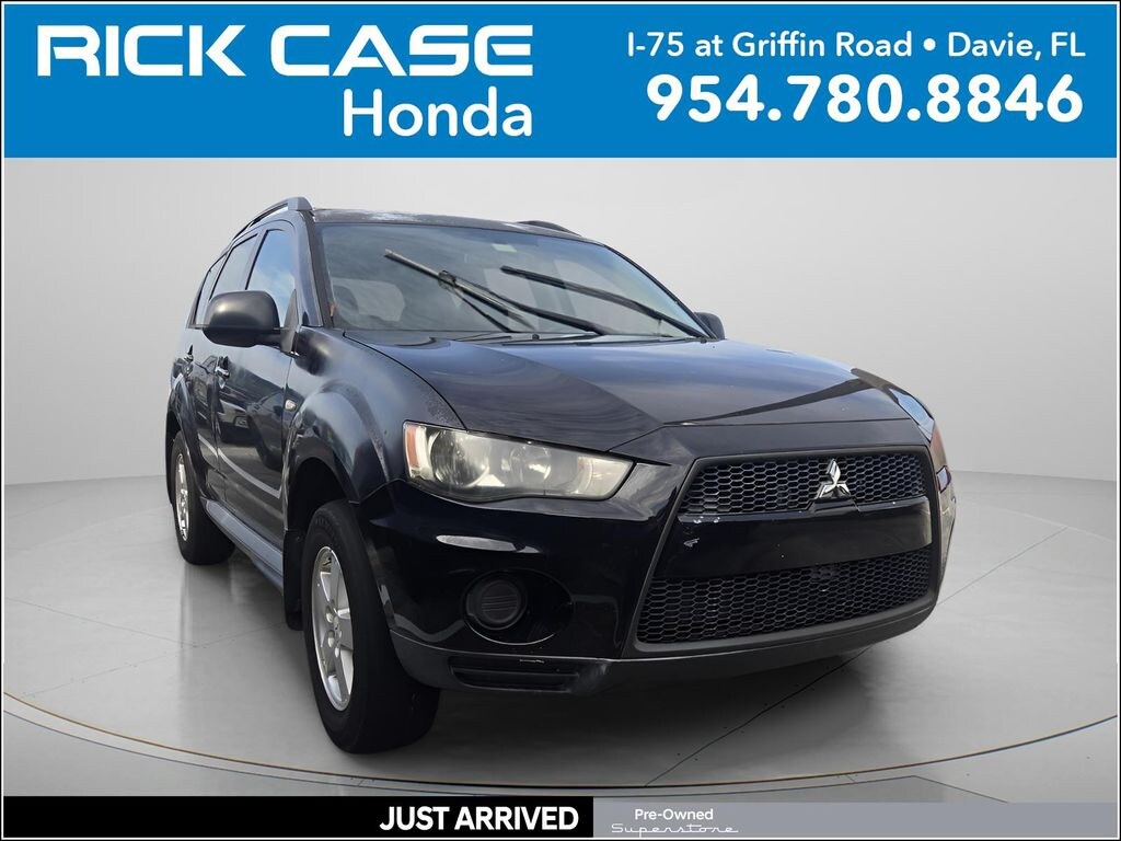 Used 2010 Mitsubishi Outlander ES SUV