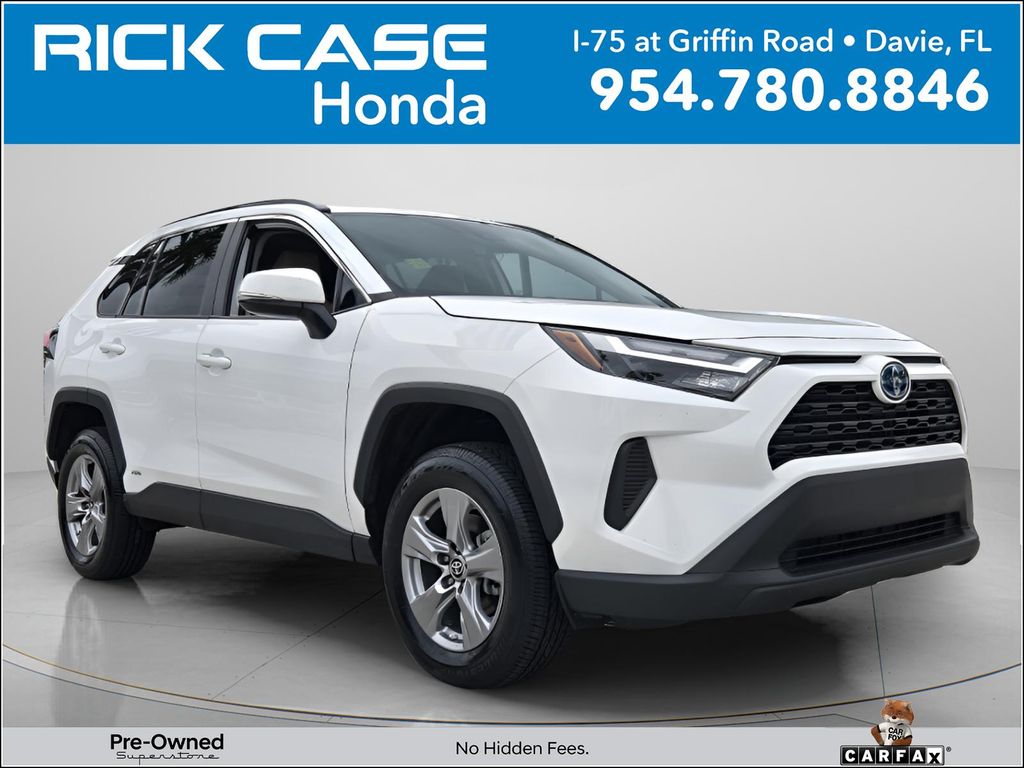 2024 Toyota RAV4 Hybrid LE AWD's photo