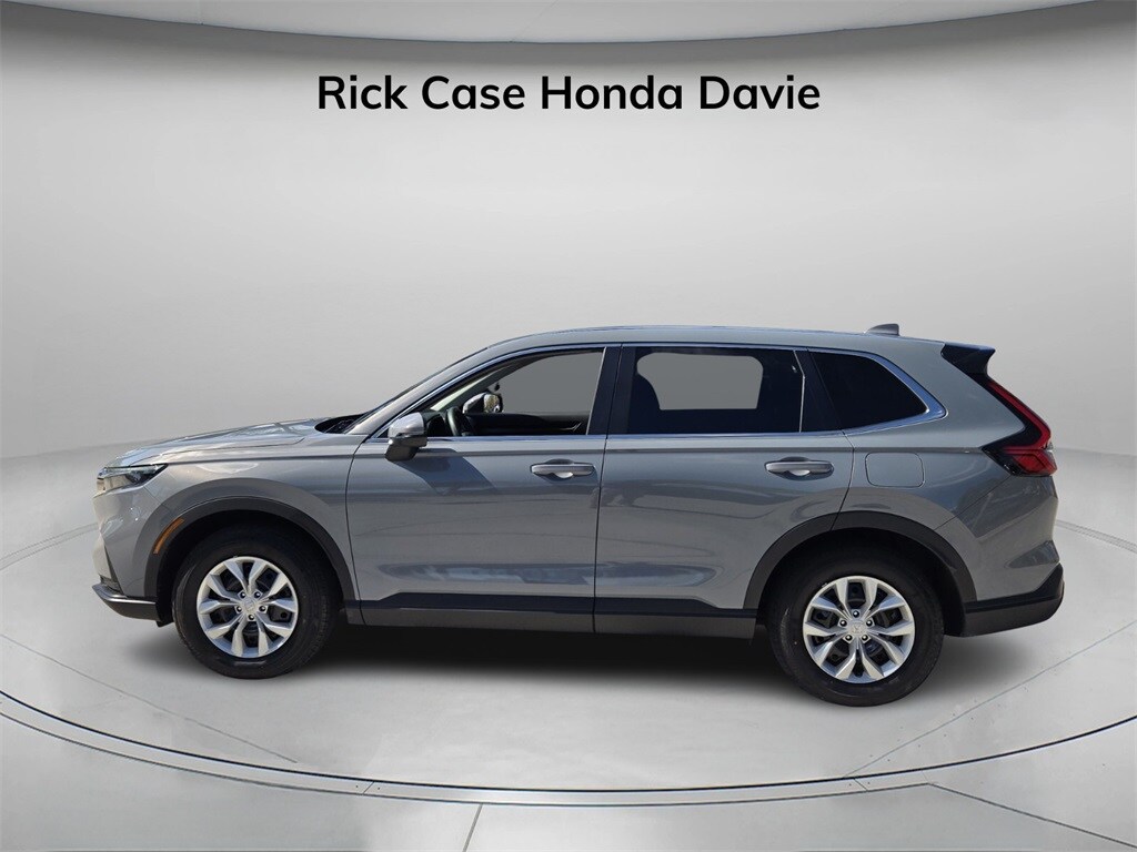 2025 Honda CR-V LX photo 2