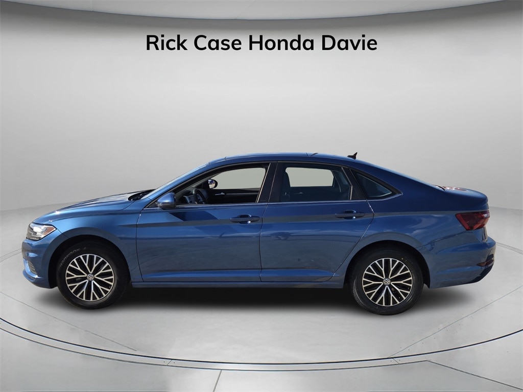 Used 2021 Volkswagen Jetta 1.4T SE Sedan