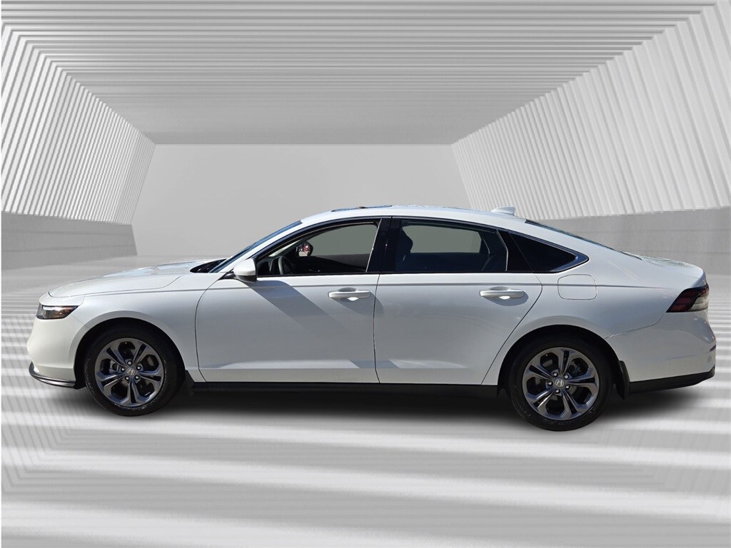 2023 Honda Accord EX photo 3