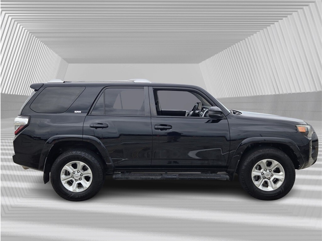 2018 Toyota 4Runner Limited SR5 Premium photo 2