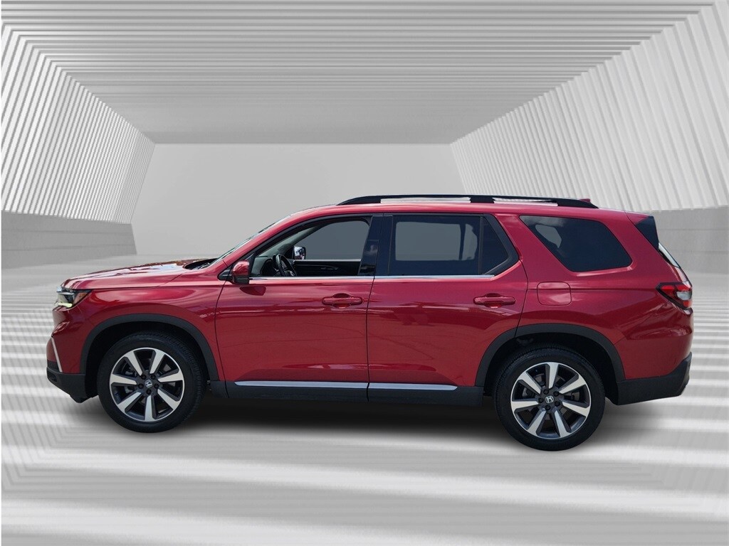 2024 Honda Pilot Touring photo 2
