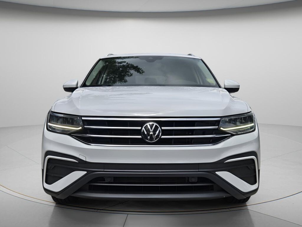 Used 2024 Volkswagen Tiguan 2.0T SE SUV