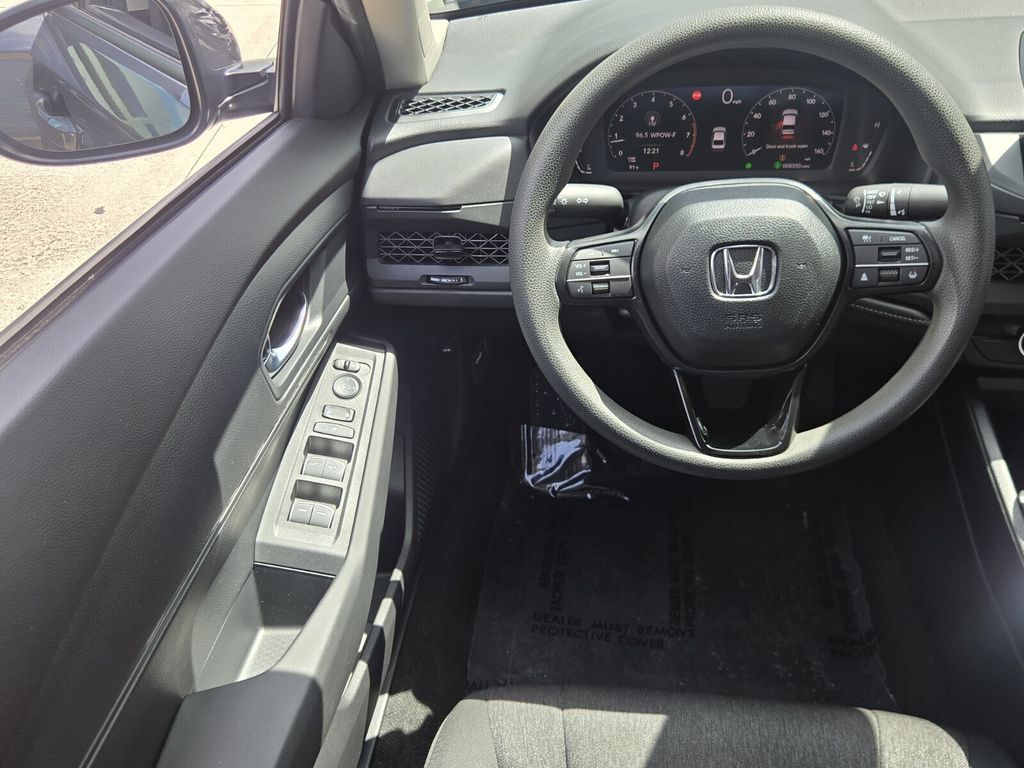 2025 Honda Accord LX - Photo 13