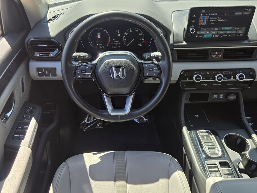 2025 Honda Pilot EX-L - Photo 12