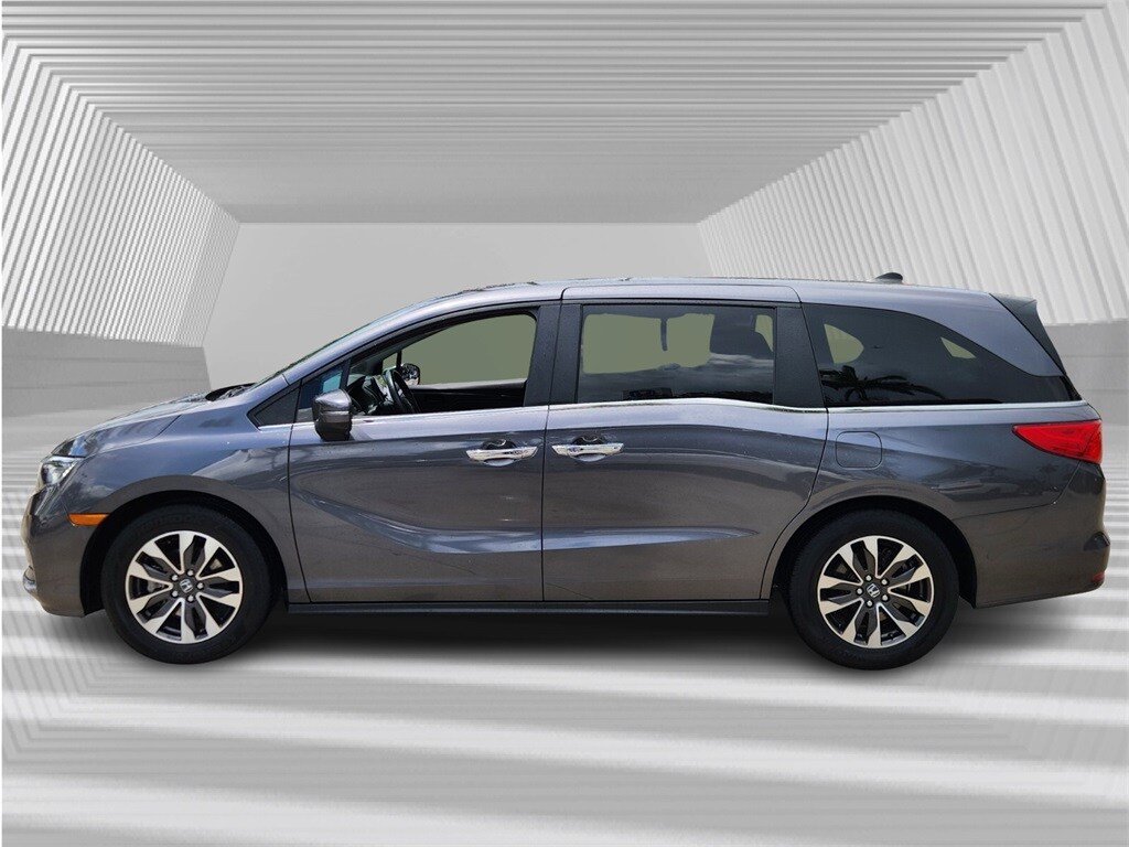 2024 Honda Odyssey EX-L photo 3