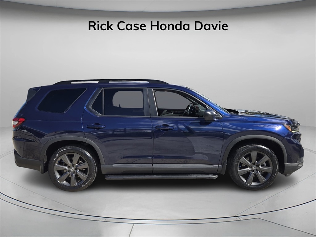 Certified 2025 Honda Pilot Sport SUV