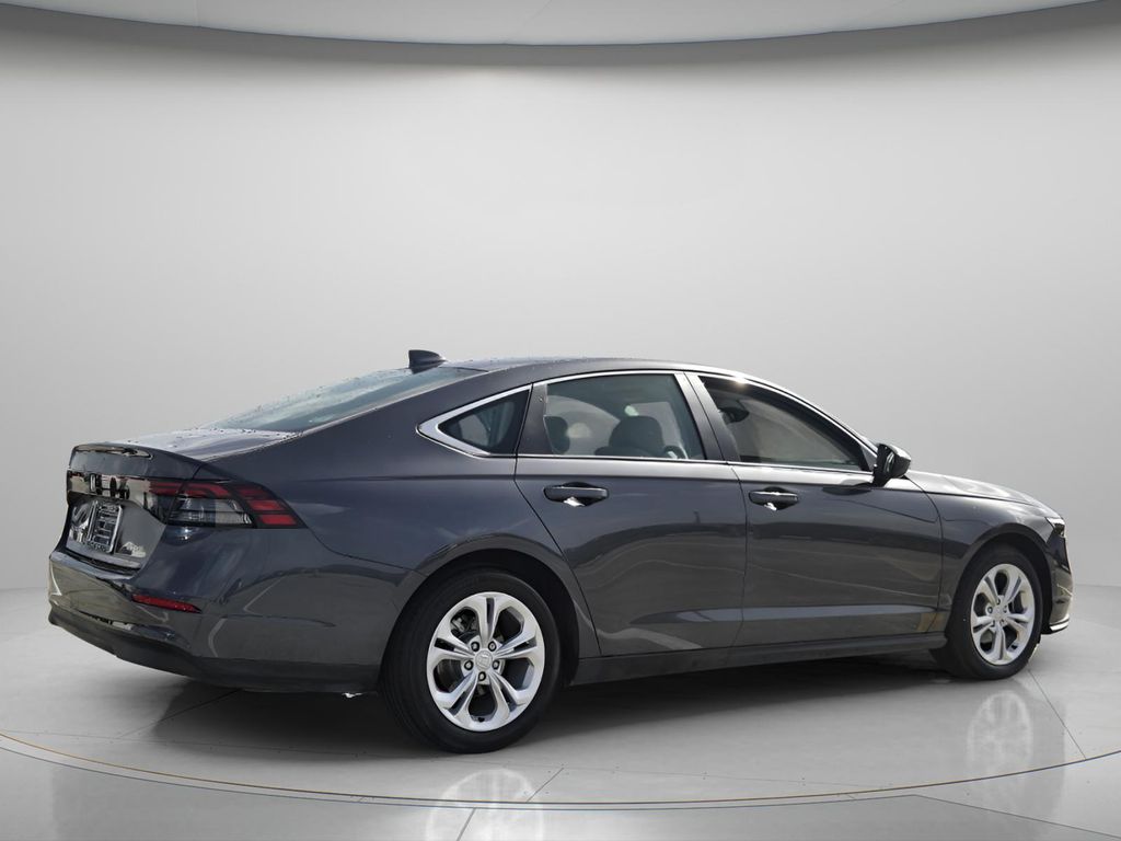 2025 Honda Accord LX - Photo 6