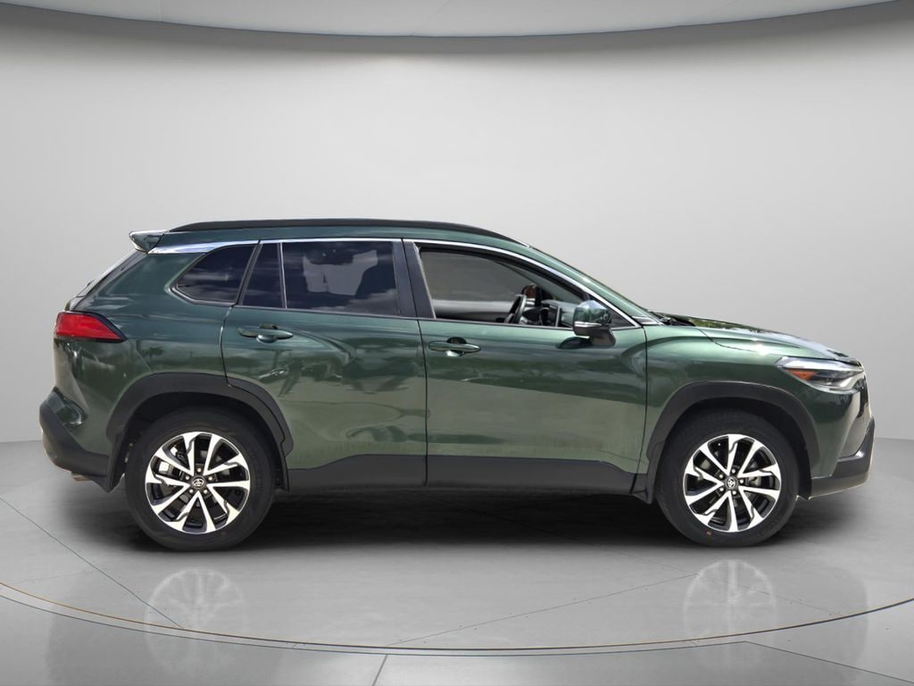 Used 2024 Toyota Corolla Cross XLE SUV