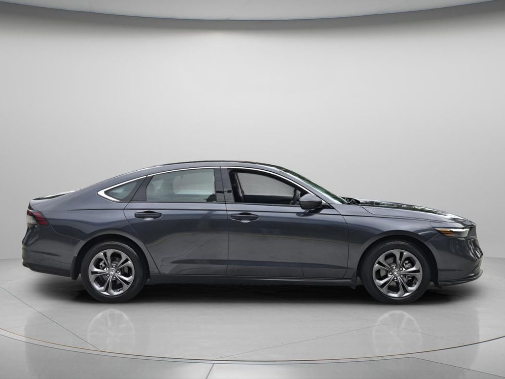 Used 2024 Honda Accord EX Sedan