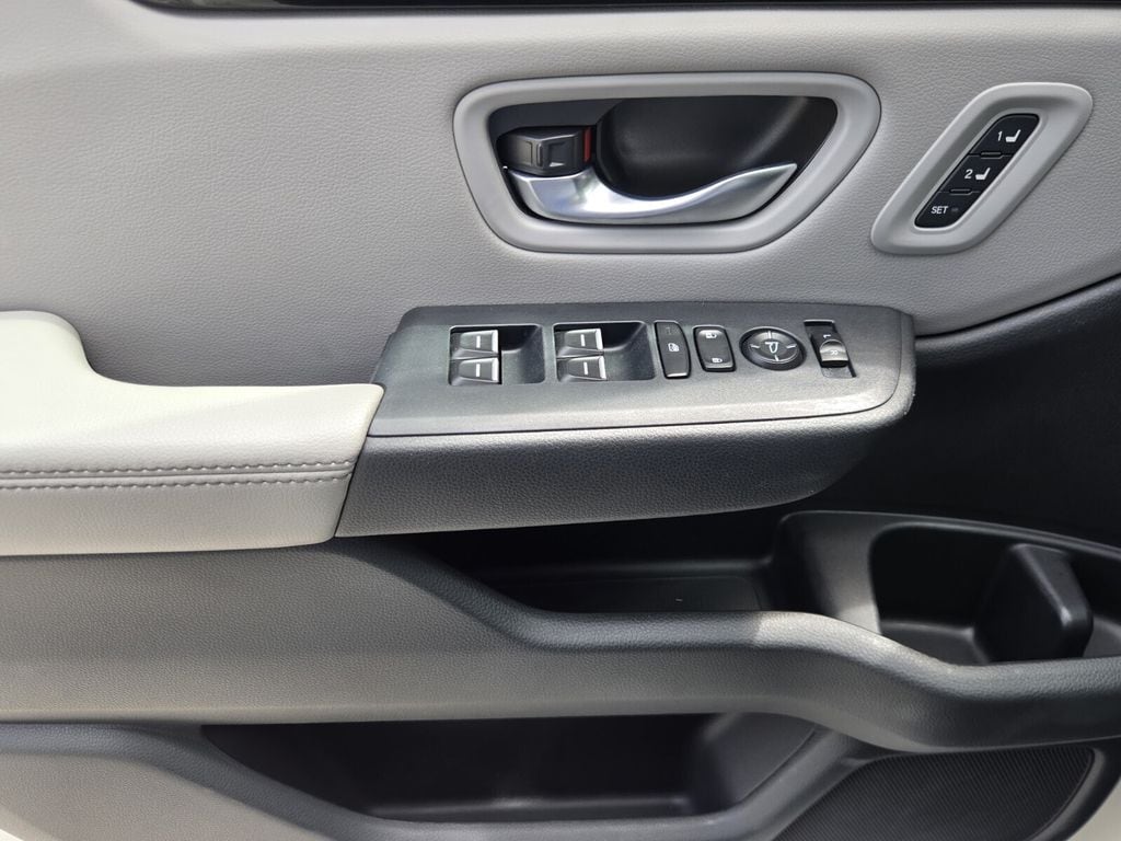2023 Honda Pilot Touring - Photo 27