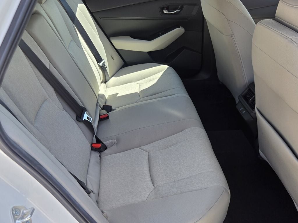 2025 Honda Accord LX - Photo 16