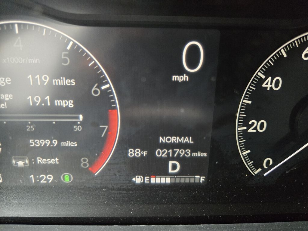 2025 Honda Pilot EX-L - Photo 21