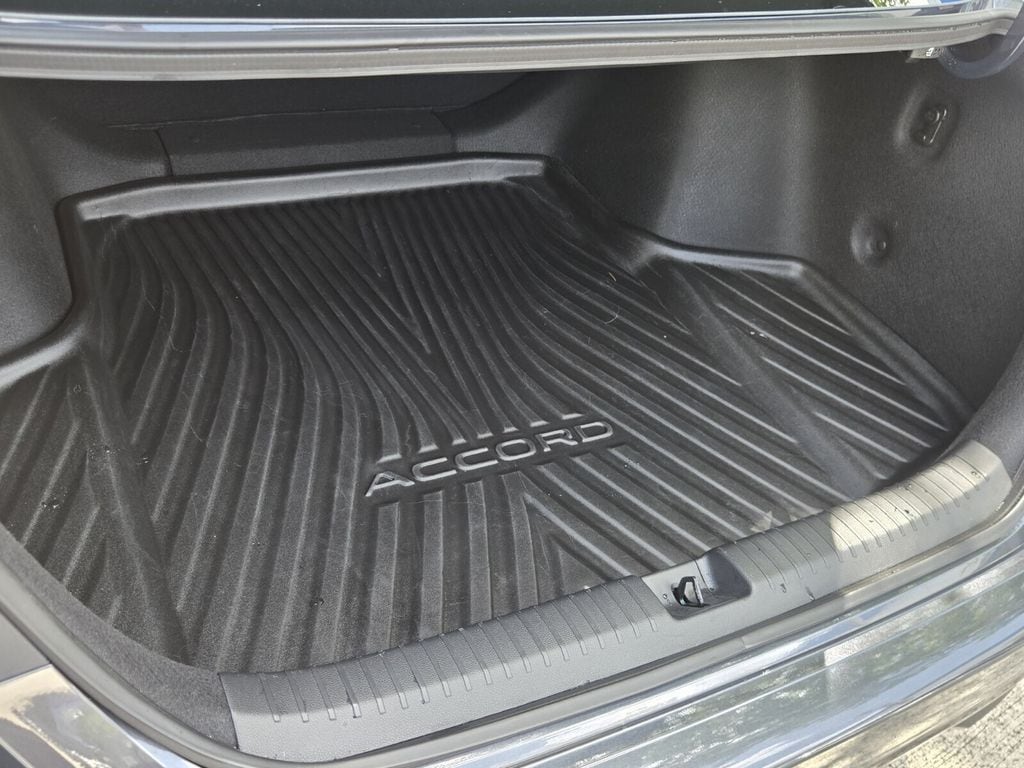 2025 Honda Accord LX - Photo 14