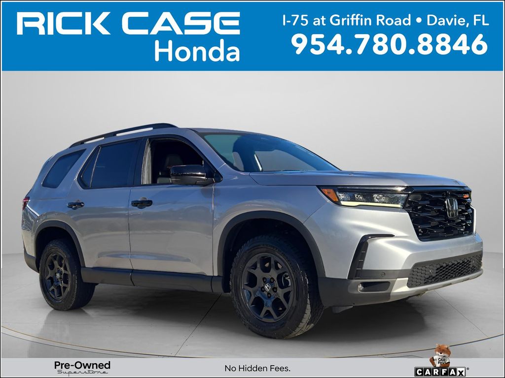 2024 Honda Pilot TrailSport AWD's photo