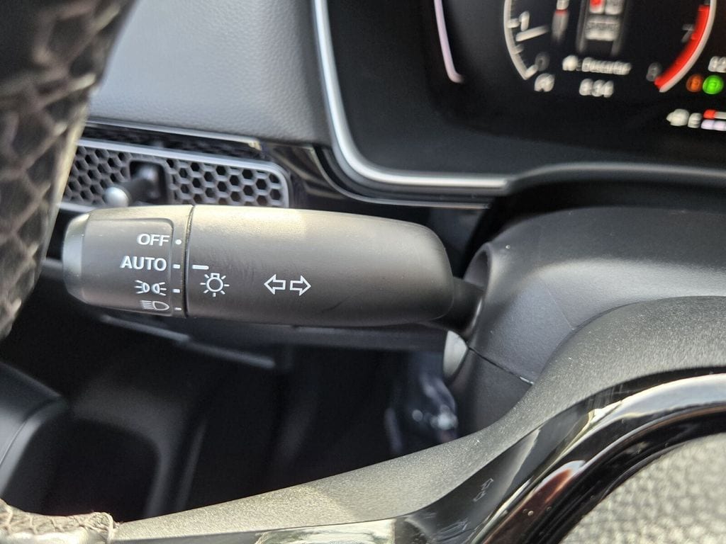 2024 Honda Civic Hatchback EX-L - Photo 22