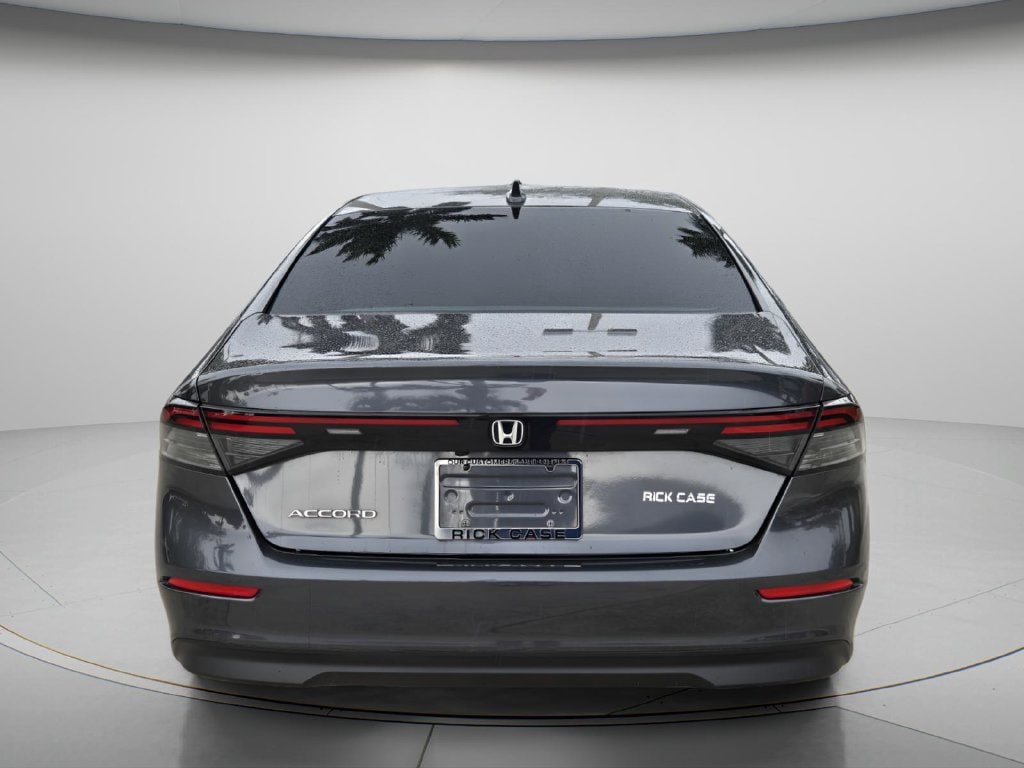 2025 Honda Accord LX - Photo 6