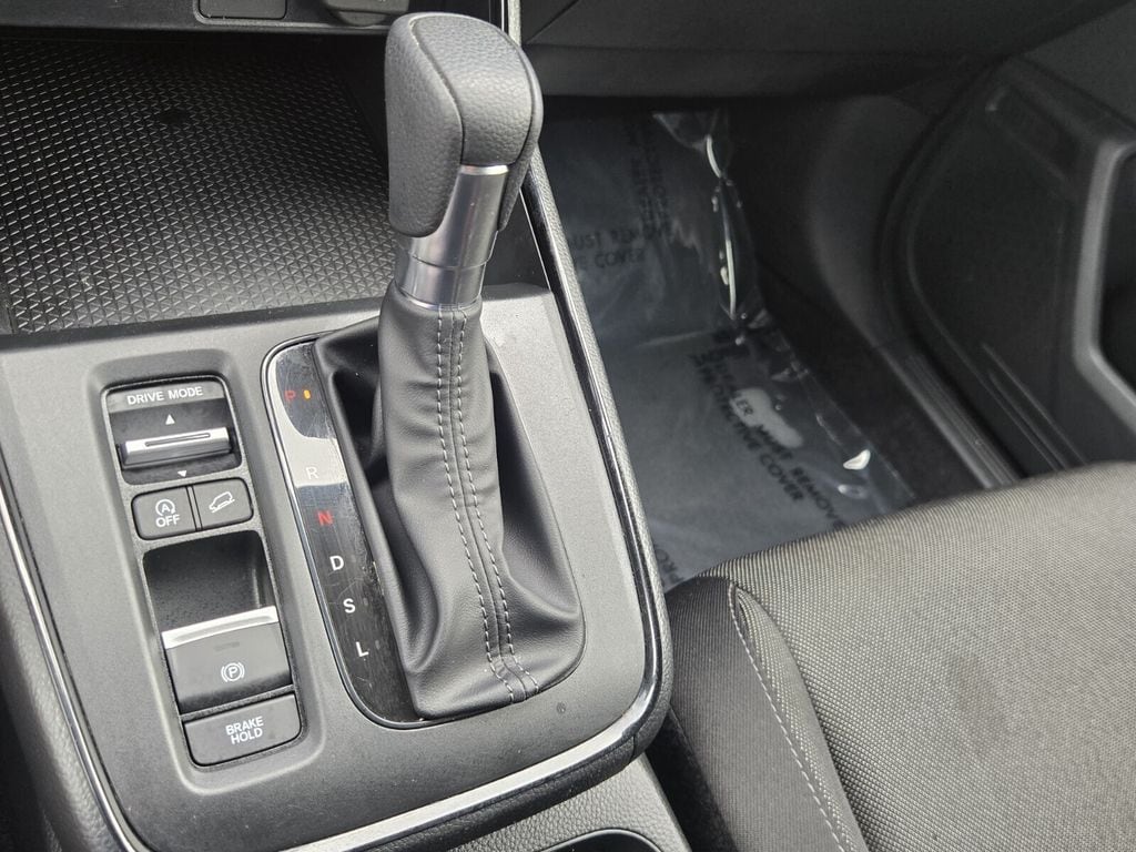2024 Honda CR-V LX - Photo 19