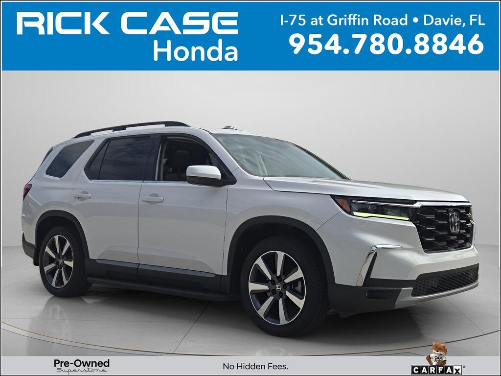Used 2025 Honda Pilot Touring SUV