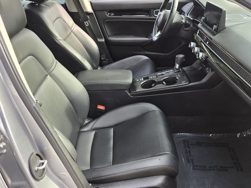 2024 Honda Civic Hatchback EX-L - Photo 15