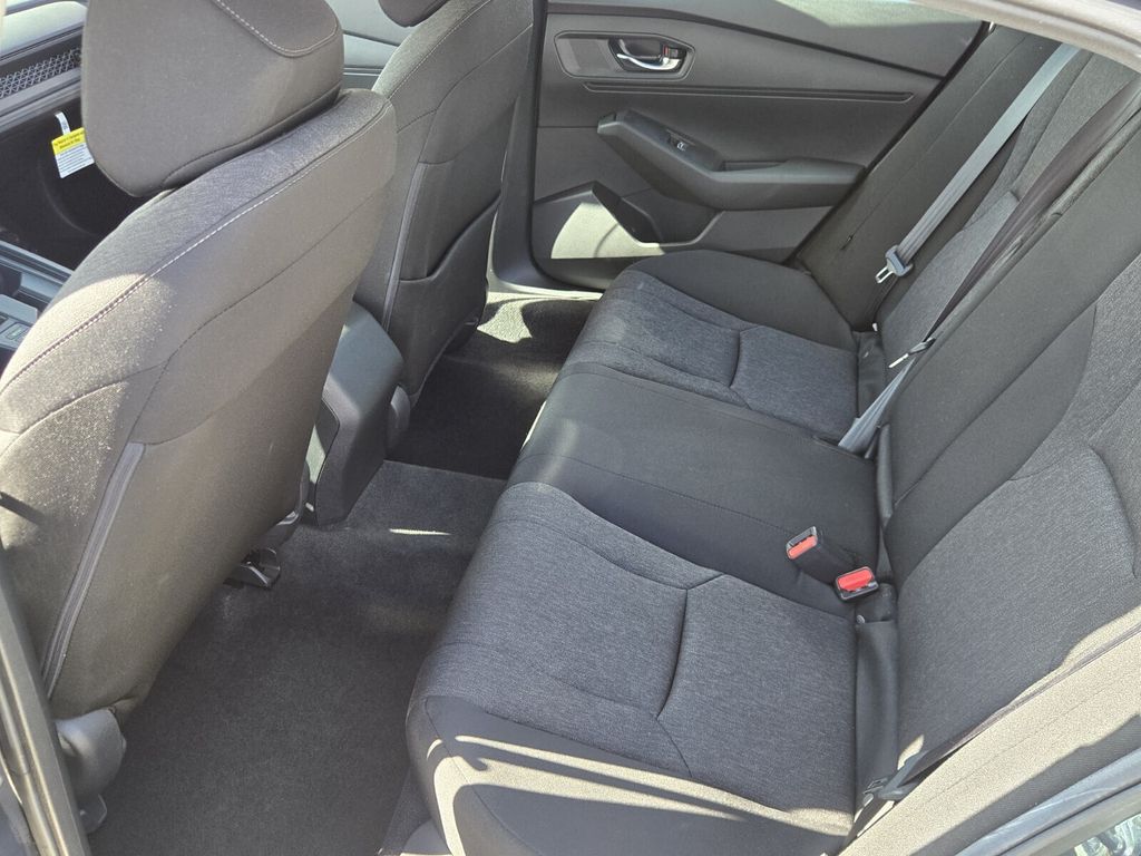 2024 Honda Accord LX - Photo 10