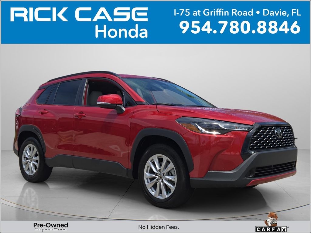 2023 Toyota Corolla Cross LE