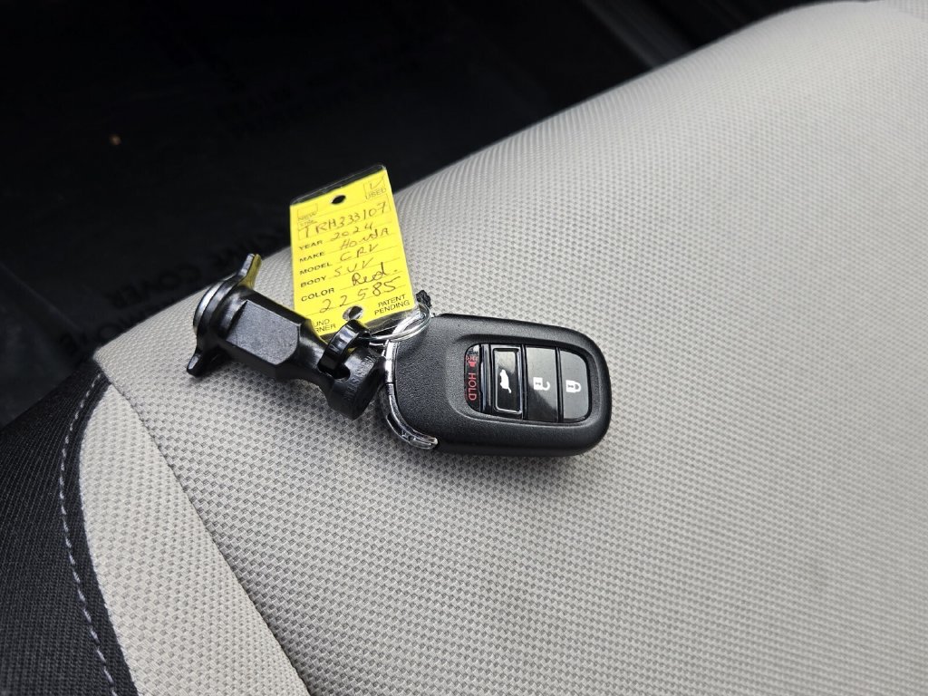 2024 Honda CR-V LX - Photo 17
