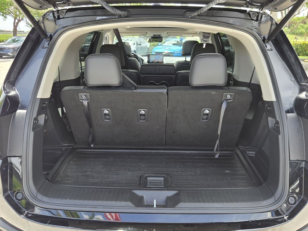 2025 Honda Pilot Elite - Photo 16