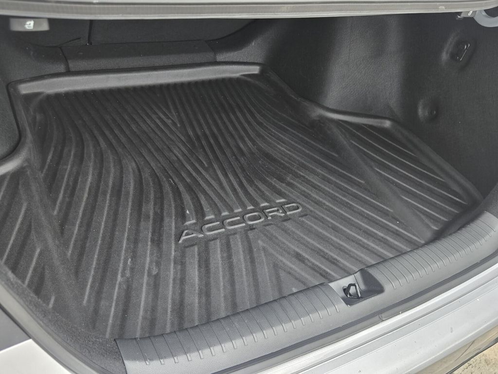 2025 Honda Accord Hybrid Sport-L - Photo 13
