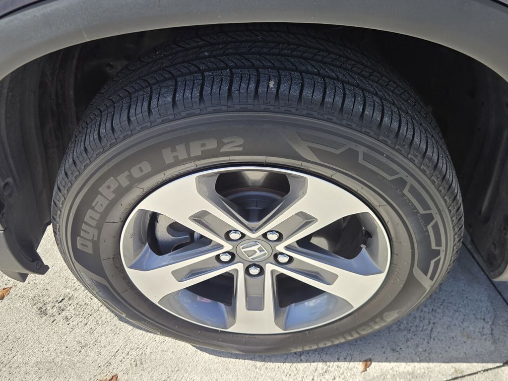 2025 Honda Pilot EX-L - Photo 10