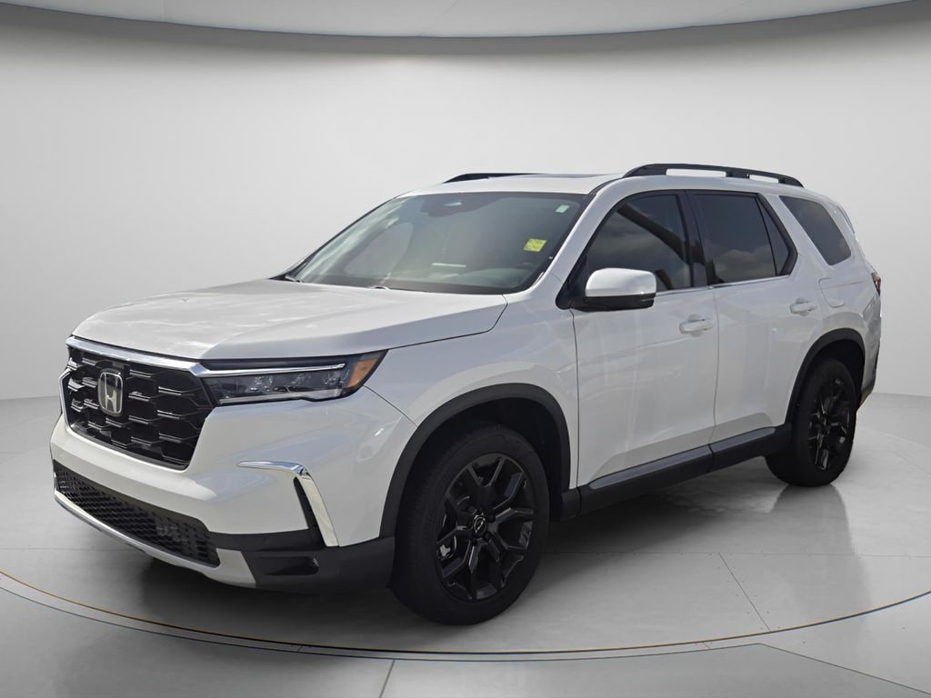 Certified 2025 Honda Pilot Touring SUV