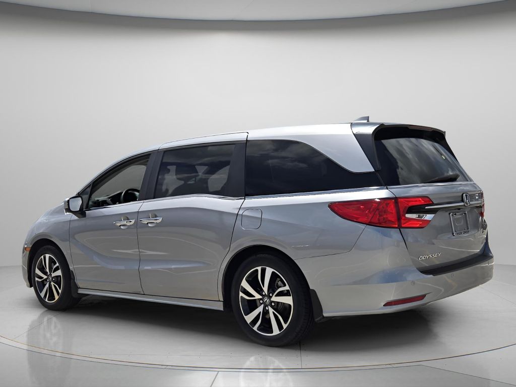 2024 Honda Odyssey Touring - Photo 8