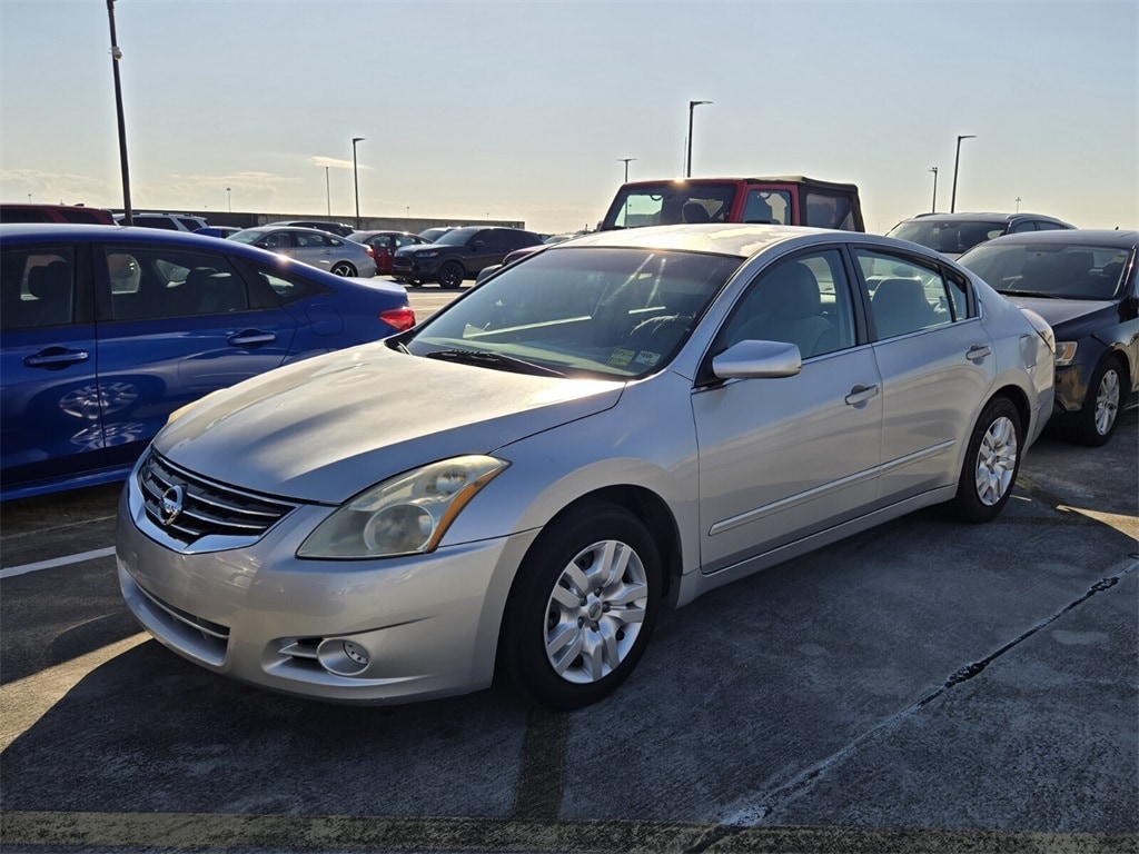 Used 2011 Nissan Altima 2.5 Sedan