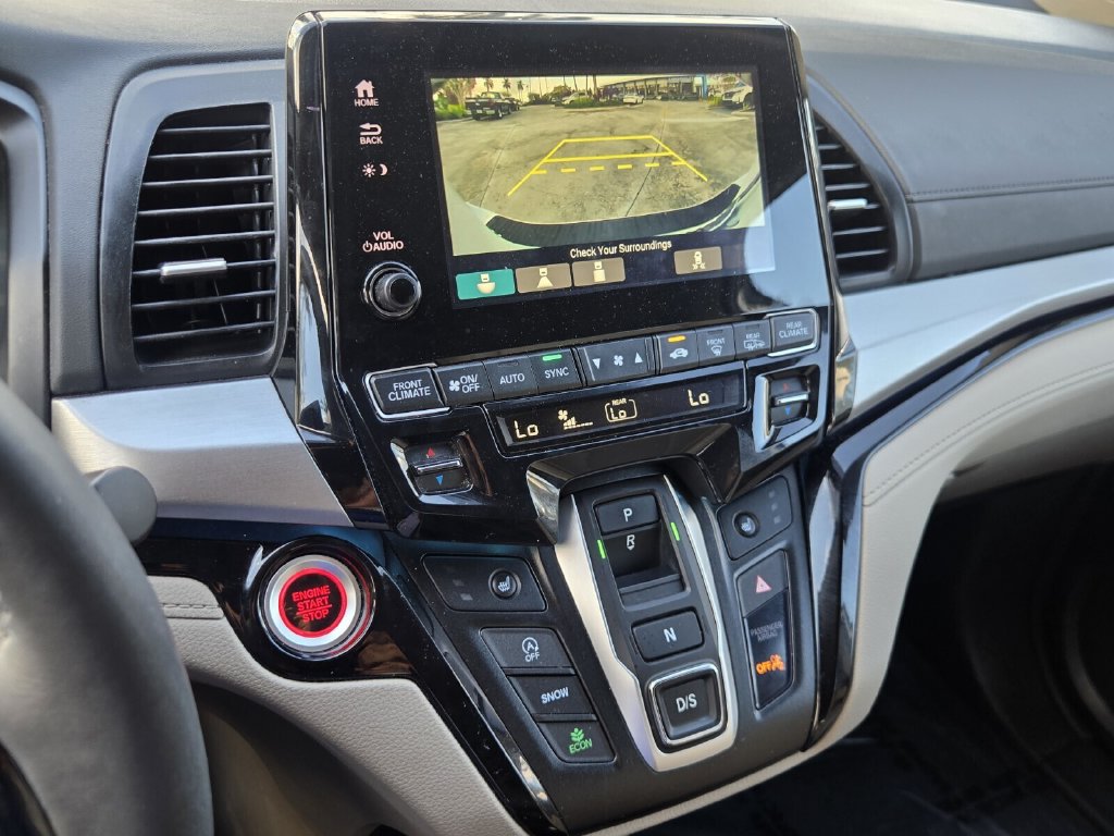 2024 Honda Odyssey Touring - Photo 24