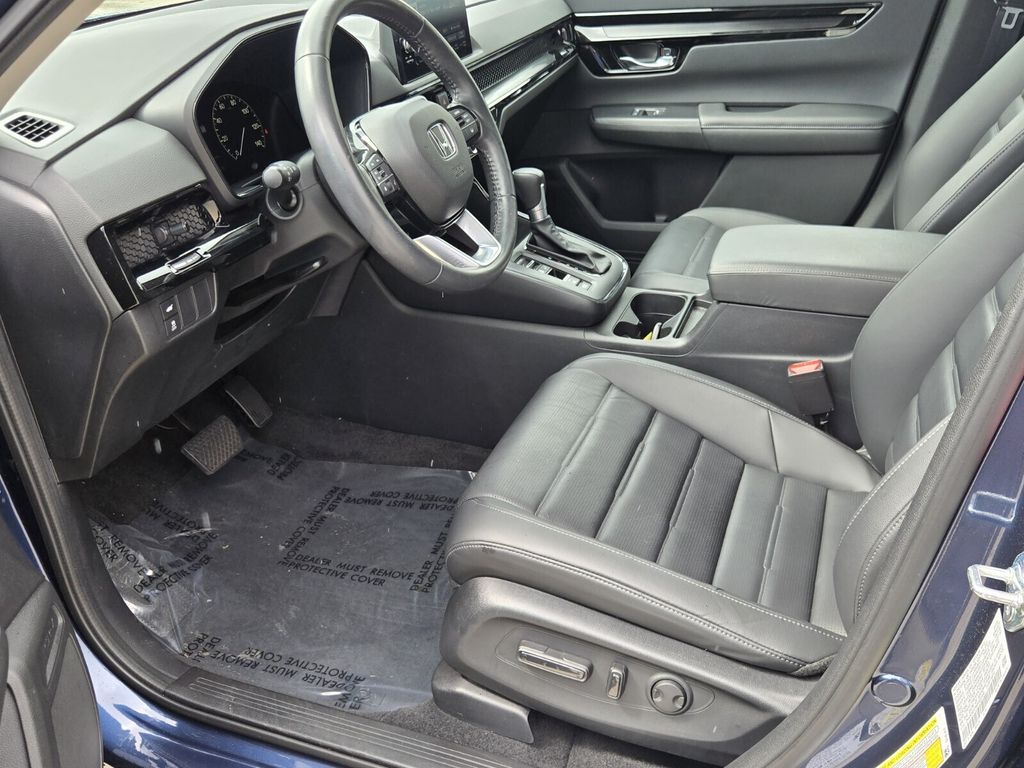 2025 Honda CR-V EX-L - Photo 11